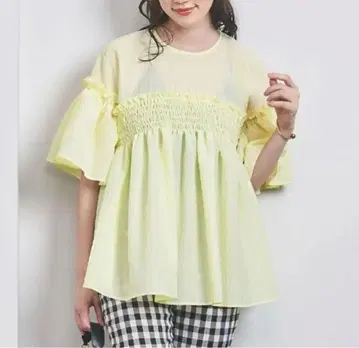 유나이티드 애로우즈 에어리 자카드 셔링 플레어 슬리브 블라우스