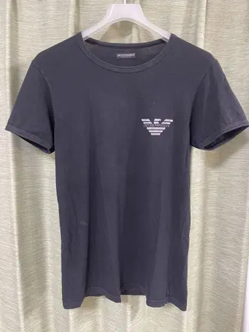 EMPORIO ARMANI 엠포리오 아르마니 티셔츠 블랙 사이즈 L