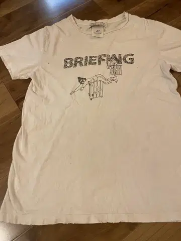 레미 릴리프 BRIEFING 그래픽 티셔츠 M