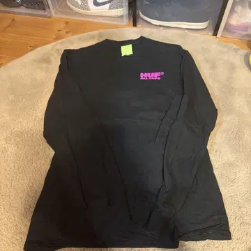 HUF ALL CAPS 롱 슬리브 T셔츠 M 블랙