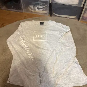 Huf 그레이 긴팔 티셔츠 M
