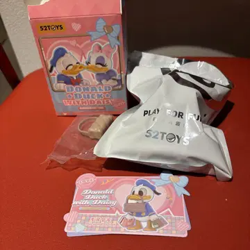 52TOYS 도널드 덕 데이지와 함께 with 피규어 고니토이즈