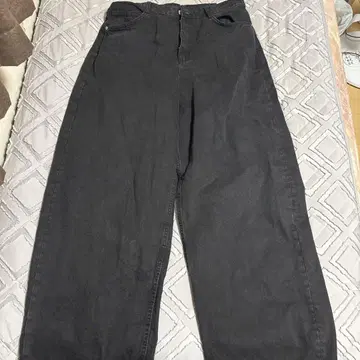 ZARA 블랙 와이드 레그 데님 EUR 44