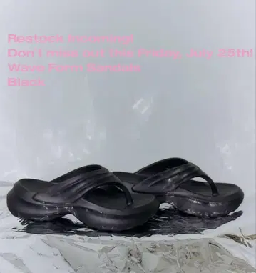 WONEM Wave Form Sandals