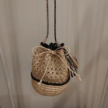 MAISON N.H PARIS 바스켓 숄더백