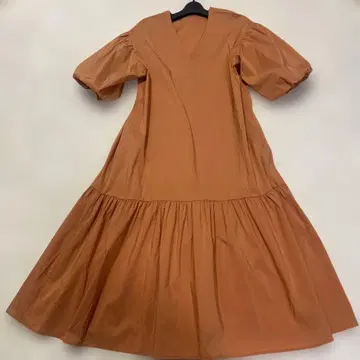 내추럴 뷰티 베이지 벌룬 소매 반팔 플레어 롱 원피스 오렌지