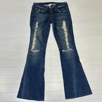 TRUE RELIGION 플레어 데님 데미지 가공 다크 블루
