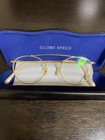 globe specs