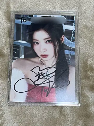 BABYMONSTER 베비몬 로라 아사 친필 사인