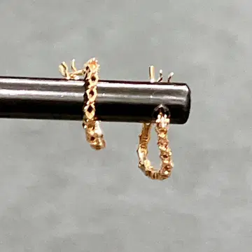 [ 단종 레어 ] agate 아가트 K10 골드 후프 귀걸이 트위스트