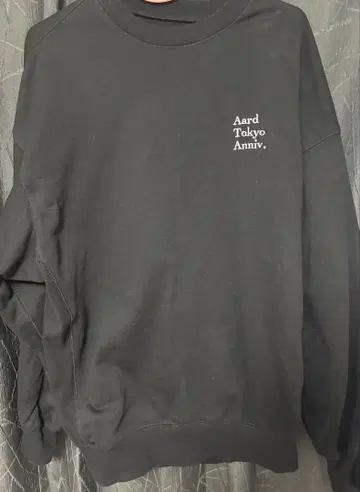 Aard 블랙 맨투맨 Large