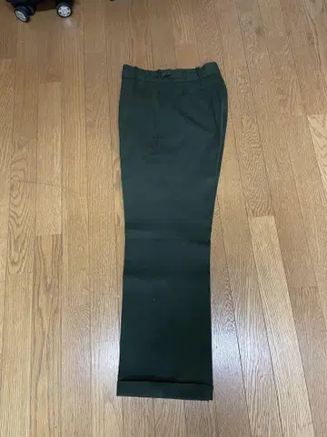 영국군 슬랙스