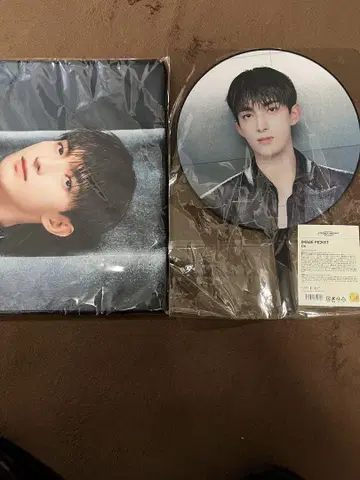 SEVENTEEN DK 빅 포토 타월 & 부채