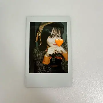 진제이 스즈카 폴라로이드 탐정 의상 2