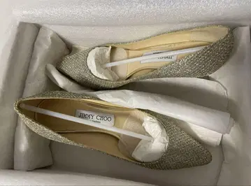 JIMMY CHOO 실버 펌프스