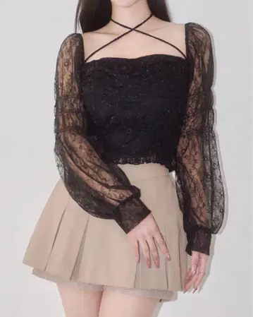 YILON FLEUR LACE BLOUSE
