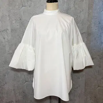 BLENHEIM 개더 벌룬 슬리브 블라우스