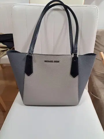 MICHAEL KORS 그레이 베이지 토트백 마이클코어스