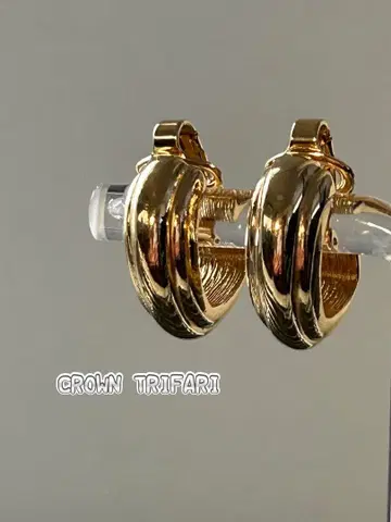 TRIFARI 트리파리 크라운 트리파리 골드 후프 귀찌