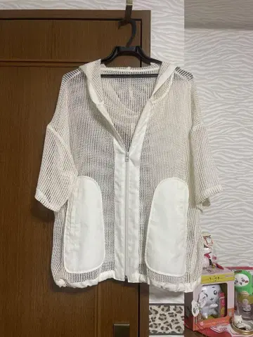 니코앤드 메쉬 후드티