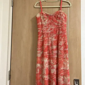 BCBG MAXAZRIA 오렌지 드레스 파티