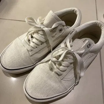 VANS 화이트 스니커즈 24cm