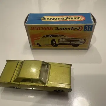 MATCHBOX Superfast 31 골드 컬러 미니카 박스 포함