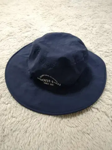 몽벨 mont bell 모자 네이비 머리 둘레 약 56cm 로고