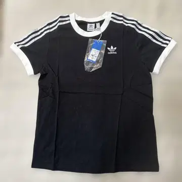 adidas 블랙 T셔츠 L 사이즈 EZW18