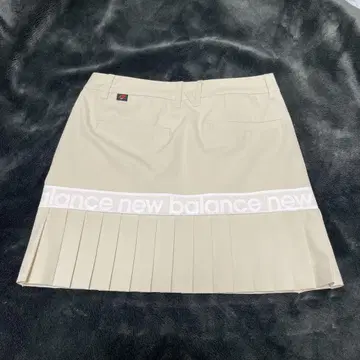 미사용 새상품 뉴발란스 골프 플리츠 스커트 M