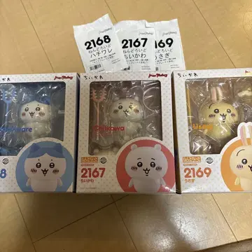 [ 상자 변색 있음 ] 넨도로이드 치이카와 토끼 하치와레 세트