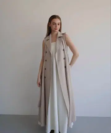 [ Acka. ] trench one-piece