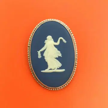 WEDGWOOD 웨지우드 카메오 브로치 실버