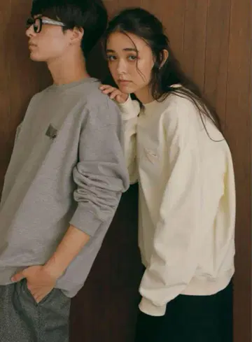 philme 크림색 L 사이즈 맨투맨