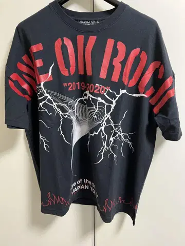 새상품급 ONE OK ROCK 티셔츠 M