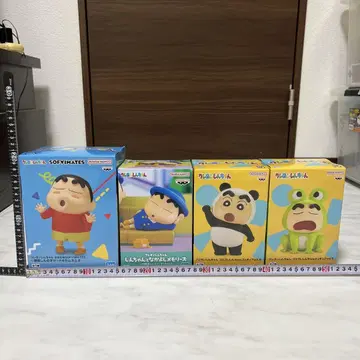 짱구는 못말려 피규어 4개 세트