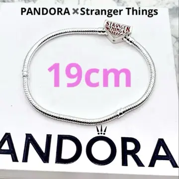 PANDORA Stranger Things 팔찌 155 로고