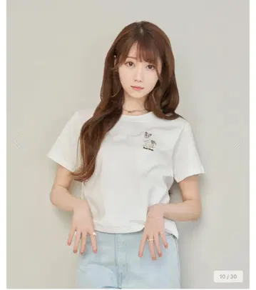 Rose Muse 로제뮤즈 cat embroidery T-shirts