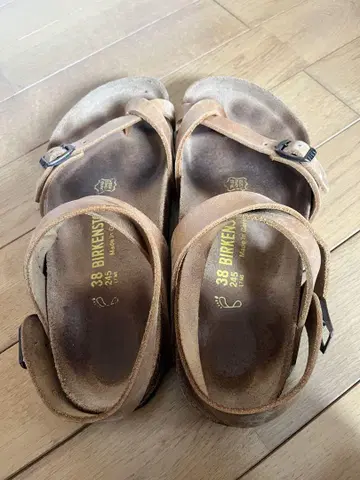 BIRKENSTOCK Yara 샌들 38