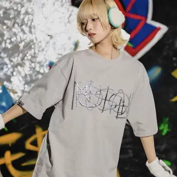 Vaundy Metal Logo T-shirt 'FUSION' 그레이