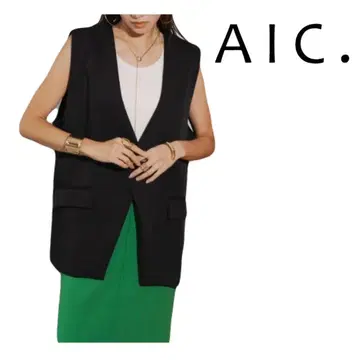 새상품급 에이아이씨 AIC. 백 슬릿 질레 베스트 블랙 질레 베스트