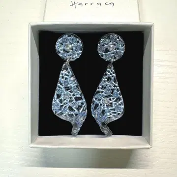 아라카 메쉬 인디고 블루 다이아 귀걸이