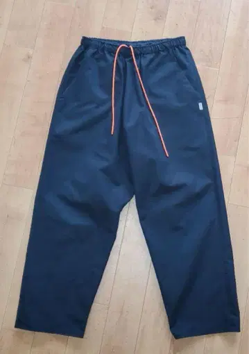 UNSLACKS PANTS 네이비