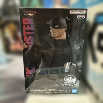 THE AMAZING HEROES ANOTHER KNUCKLEDUSTER