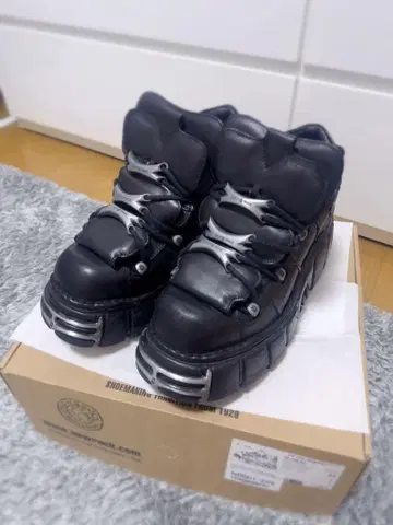 NEW ROCK 통굽 스니커즈 41