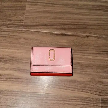 MARC JACOBS 삼접이식 지갑 핑크 & 빨간색