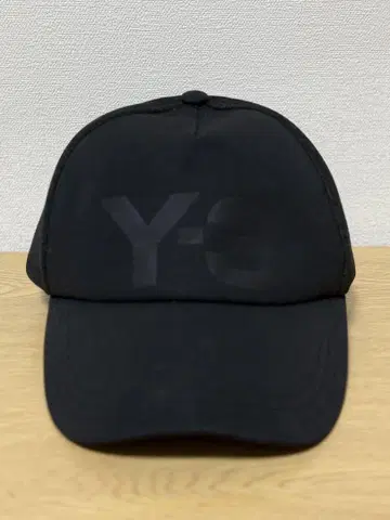 Y-3 블랙 캡 메쉬 백