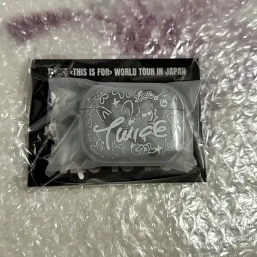 [미개봉 새상품] TWICE THIS IS FOR AirPods 케이스