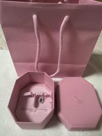 Swarovski 드롭 귀걸이 (한쪽)