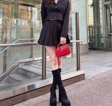 darich 플리츠 랩 스터드 숏팬츠 S 블랙